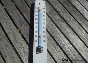 Cod galben caniculă furtuni termometru