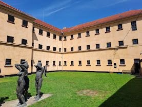 Centrul Multifuncțional al Memorialului din Sighet a fost inaugurat. Un nou spațiu cultural în Maramureș