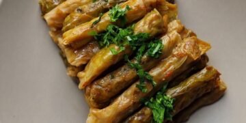 Sarmale cu hrisca (haluste) – reteta traditionala maramureseana din Apșa de Jos