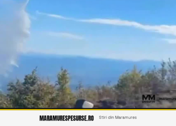 VIDEO. Incendiul de la Vârful Țiganu, ziua 4: elicopterul IGAV intervine cu 23 de aruncări de apă