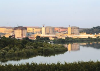 Centrala Cernavoda continua inchisa: debitule scade, centrala hidroelectrica oprita preventiv cel putin 10 zile
