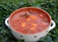 Guiaș (goulash) maramureșean — rețeta tradițională a Petcaș Maria din Mănăstirea